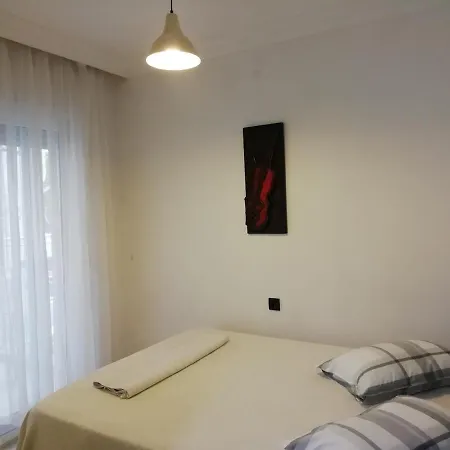 Vila Denize Kenarinda Konforlu Villa *